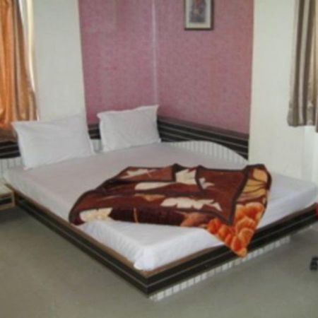 Angan Residency Hotel Ahmedabad Exterior photo